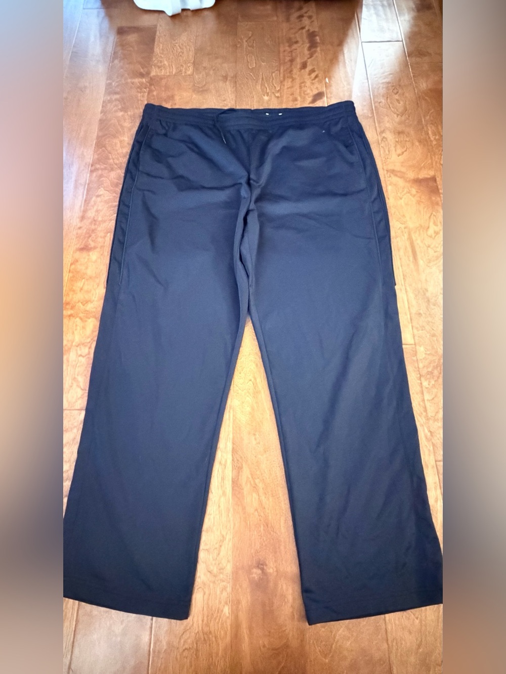 tek gear Men's Black Straight-Leg Jogger Pants
